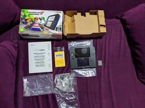 Consola Portátil Nintendo 2ds Cómo Nueva!! Azul Y Negro