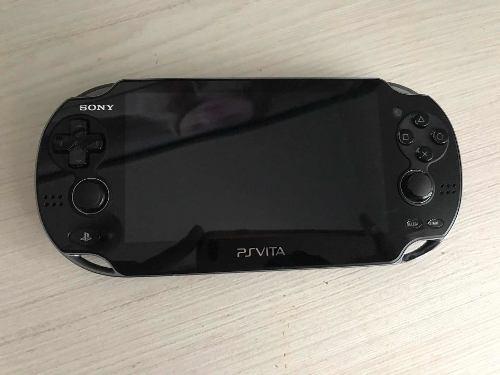 Consola Ps Vita Playstation + 3 Juegos Y Estuche Protector