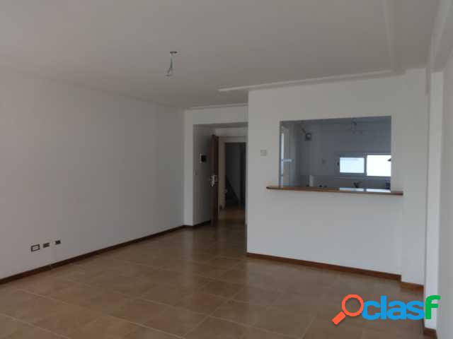 SEMIPISO 3 AMB. EXTERNO. 86 M2. - GUEMES