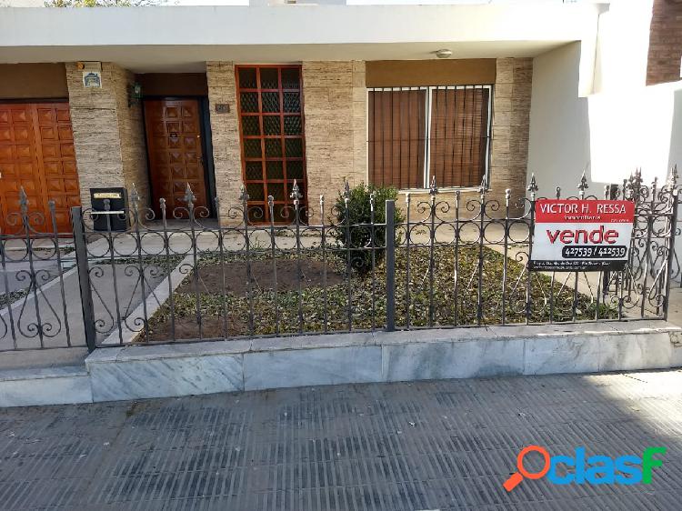 Vendo casa 3 dormitorios zona Centro de Río Tercero