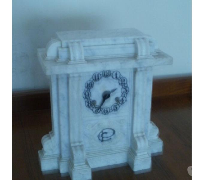 Reloj de marmol