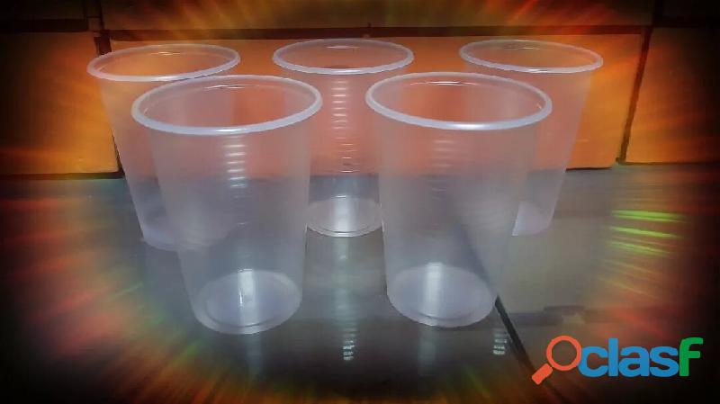 GRAN OPORTUNIDAD. Vendo vasos descartables variedad de