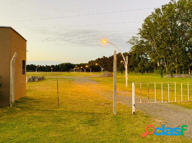 BARRIO CERRADO EN PUEBLO ESTHER - SEGURIDAD Y SERVICIOS