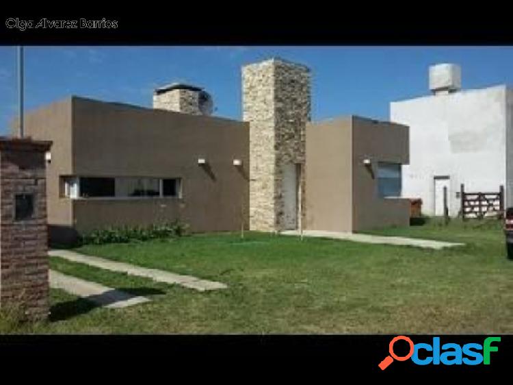 Casa en Venta Las Lomas de Miramar. Estado Bueno. 2