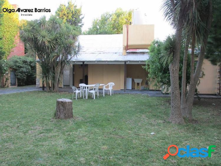 Casa en Venta Zona I de Miramar. Estado Muy Bueno. 4