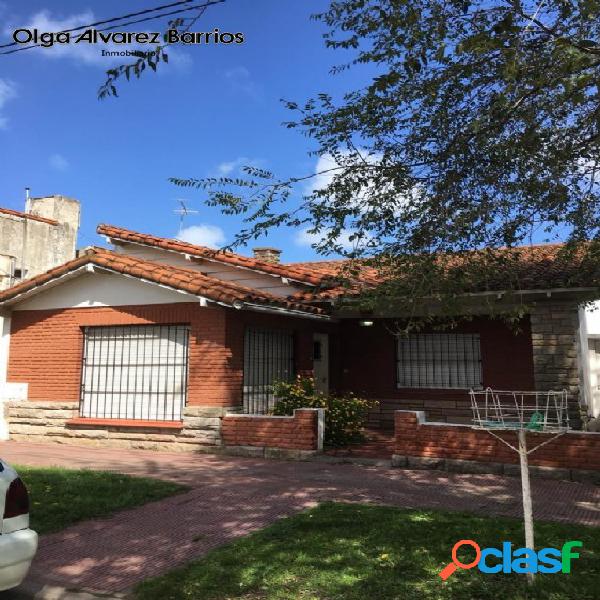 Casa en Venta Zona II de Miramar. Estado Muy Bueno. 3