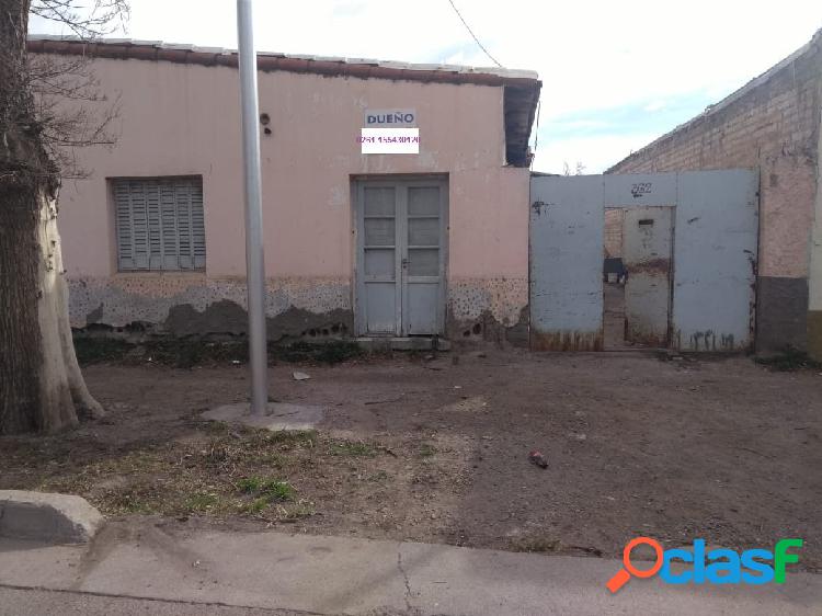 TUNUYAN CENTRO TERRENO CON MEJORA A RECICLAR