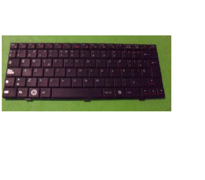 TECLADO NETBOOK BANGHO B-x0x-1