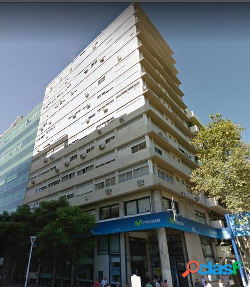 ALQUILER oficinas a metros de la plaza Rivadavia