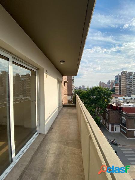 Departamento de 2 dormitorios Montevideo 596 - 76 m2
