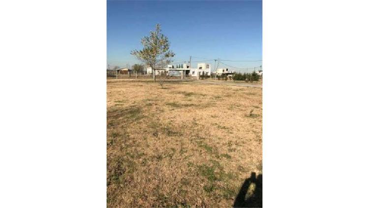 18 100 - U$D 5.000 - Terreno en Venta