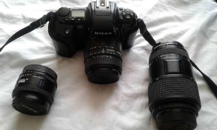 Camara Nikon F 601