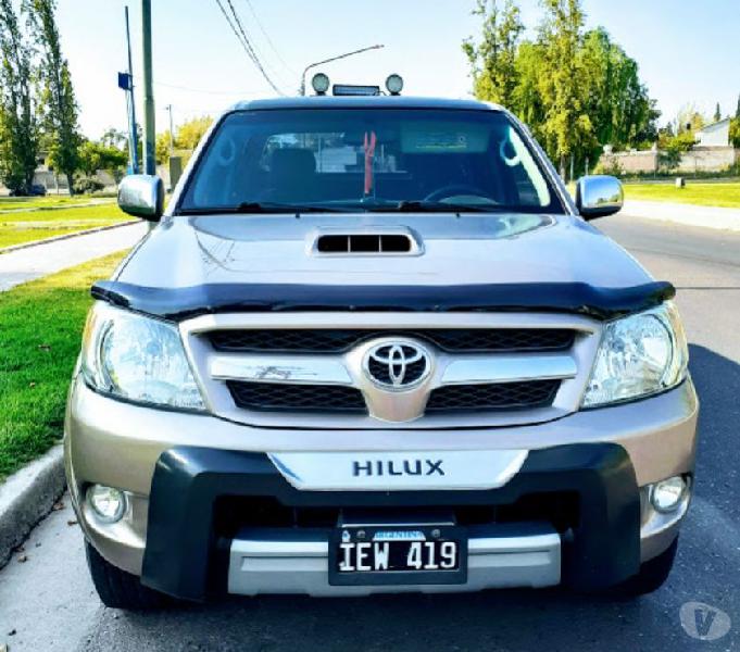 EXELENTE. ESTADO TOYOTA, HILUX SRV 3.0 4X4