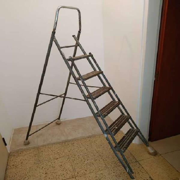 Escalera de Pintor de 6 Escalones Metal Altura