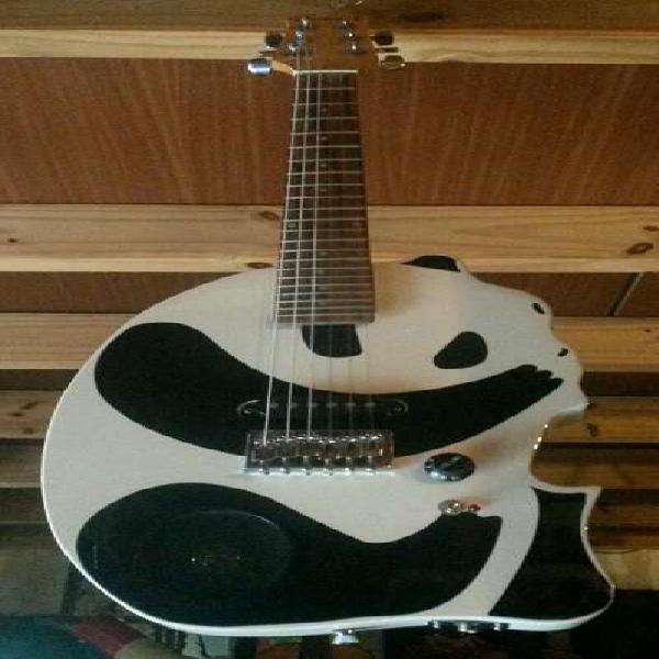 Guitarra Eléctrica Forma de Panda Nueva