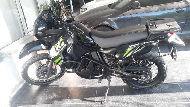 Kawasaki KLR 650 tan solo 6 mil km