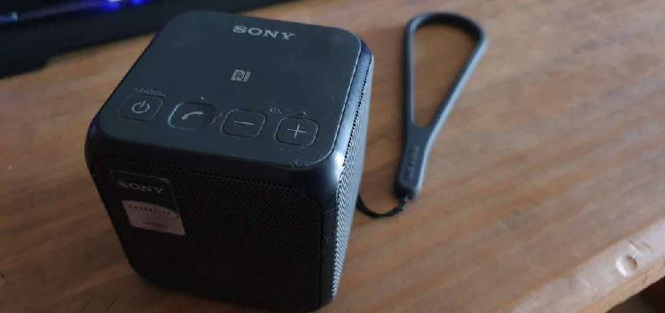 Parlante Sony SRS - X11 con Bluetooth y NFC
