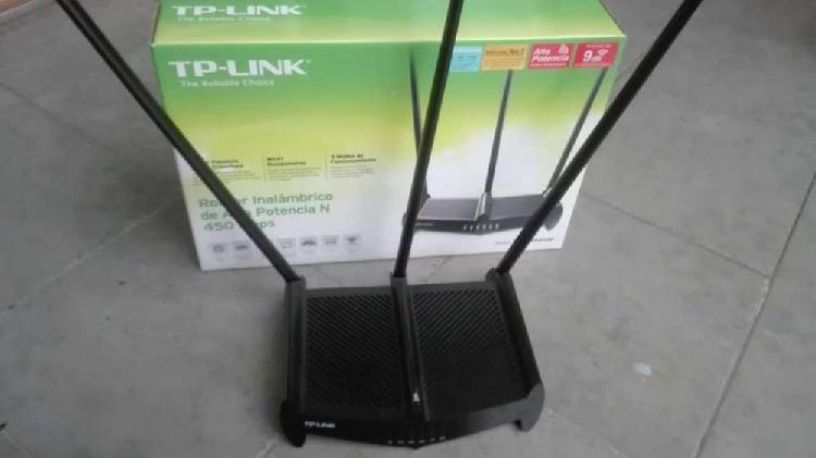 Router TP LINK Inhalámbrico "Rompemuros"