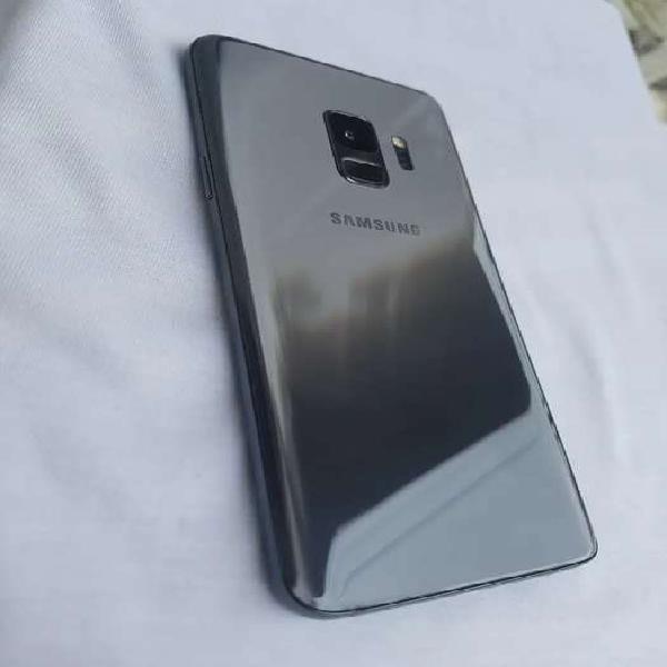 Samsung Galaxy S9 64/4 GB vendó traido de EE.UU.