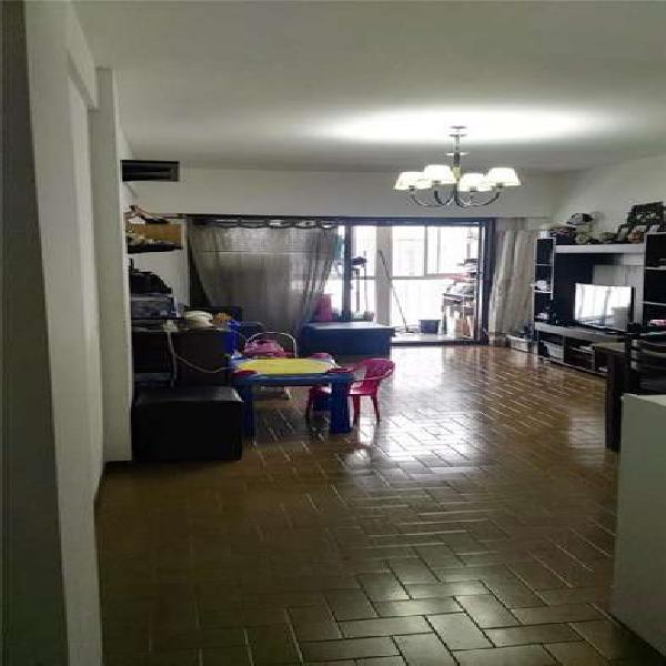 Venta en Centro - Bartolome 1400