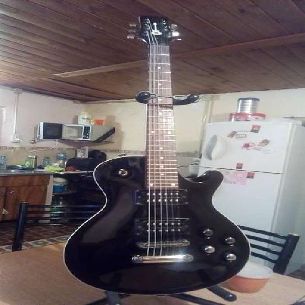 guitarra eléctrica charvel