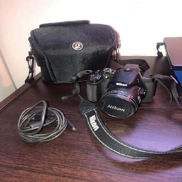 Cámara Nikon Coolpix P520 WIDE 42x Zoom, 18.1 megapixeles
