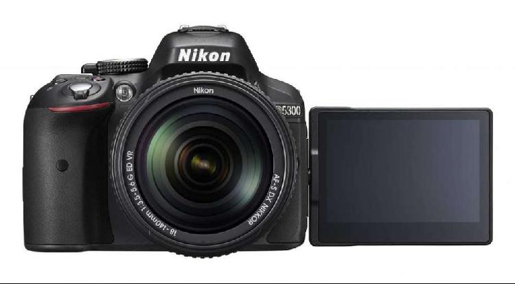 Cámara Nikon D5300 Kit 18-55mm