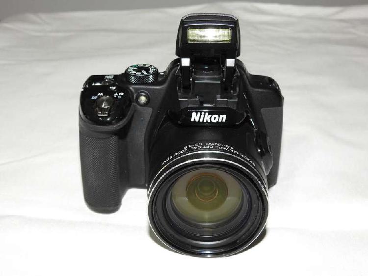 Cámara de fotos Nikon Coolpix P520