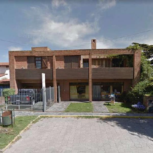 LOCAL CON VIVIENDA