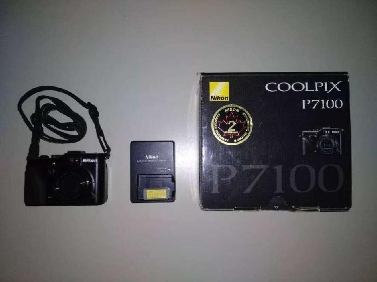 Nikon Coolpix P7100 en excelente estado con caja y SD16GB