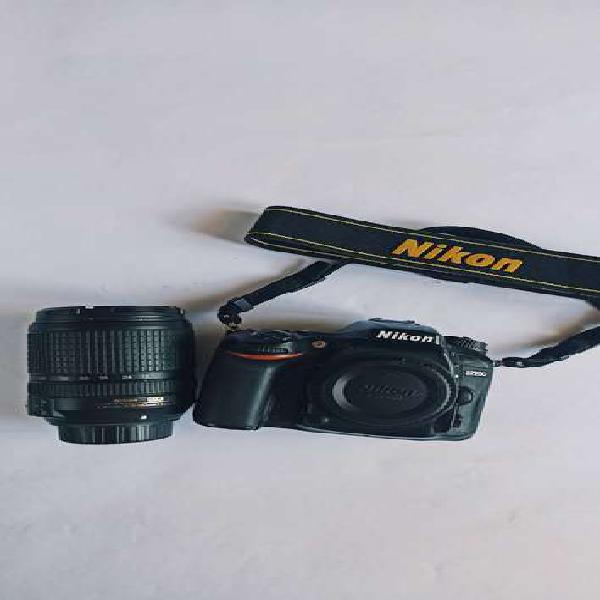Nikon D7200 + Lente 18-140 + Bolso.