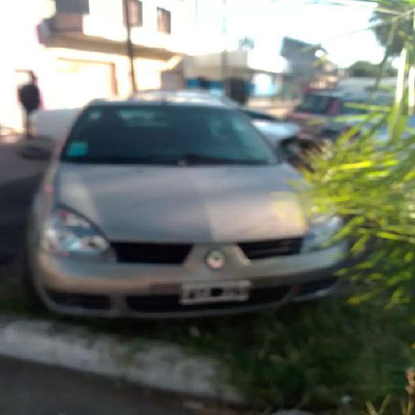 Renault Clio 2 full nafta 2006