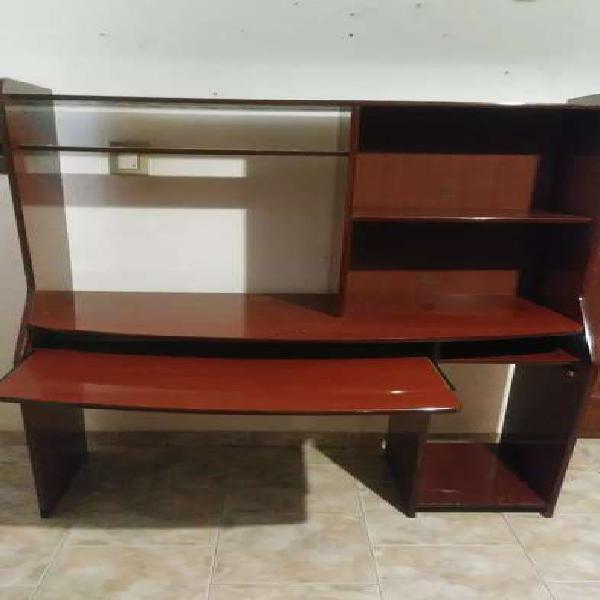 Vendo ESCRITORIO