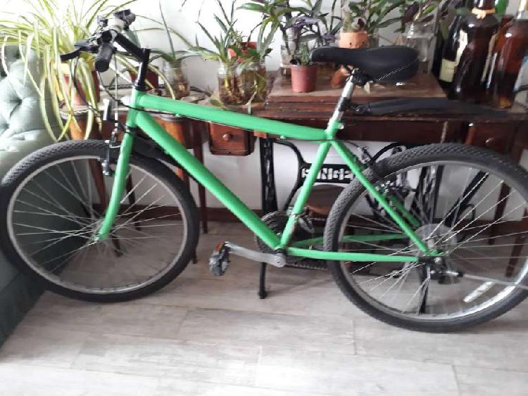 Bicicleta con cambios rodado 26