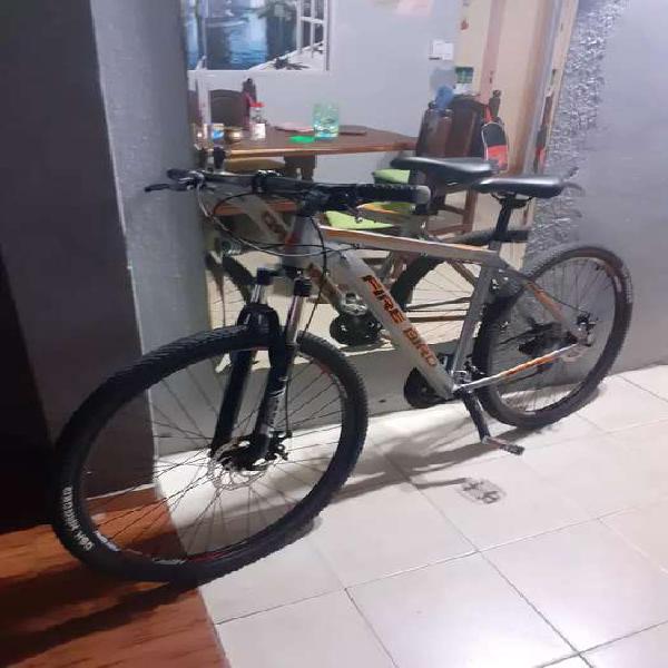 Bicicleta de Aluminio R.29 Cómo Nueva