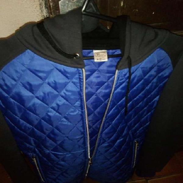 Campera con Capucha