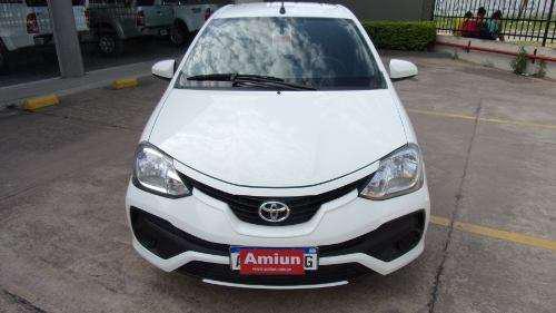 Imperdible! Toyota Etios 4p Xs