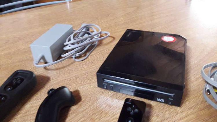 Nintendo Wii 4.3u Black + 2 Wii Motion Plus + Juegos
