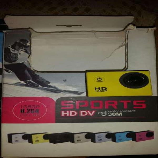 Vendo cámara Sport HD DV1080p con accesorios