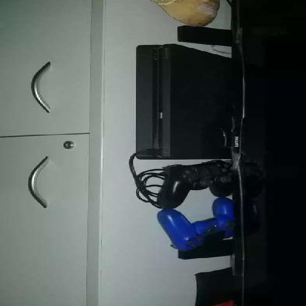 Vendo urgente play 4