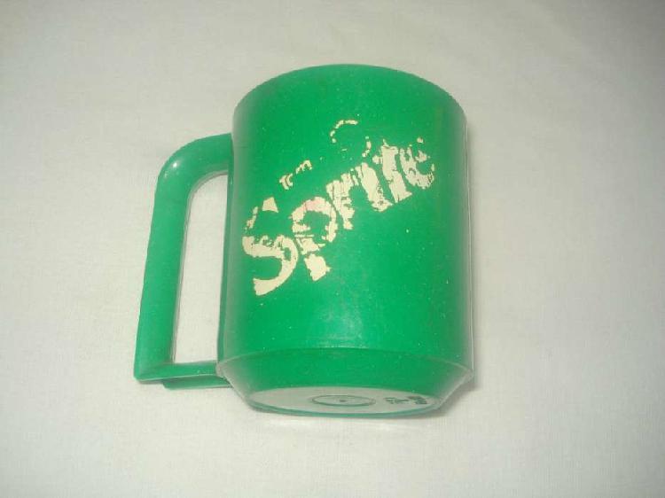 taza plastica retro Sprite