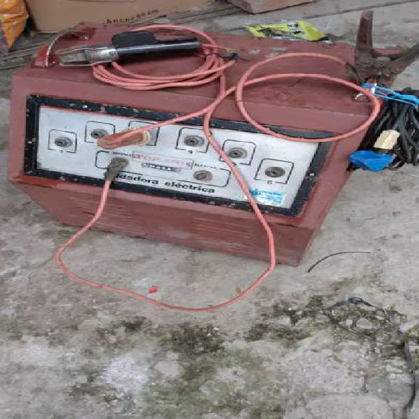 Venta soldadora electrica vendo