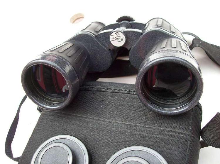 Binocular K R O N O S 10x50. Excelente