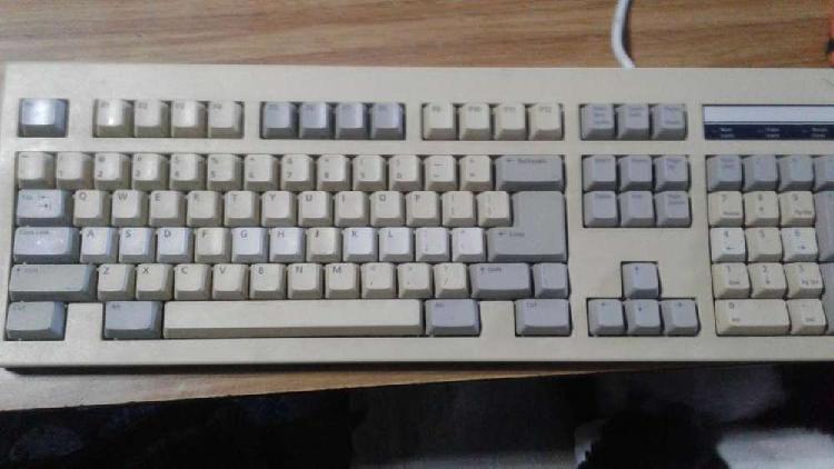 VENDO 2 teclado antiguo modelo 5139