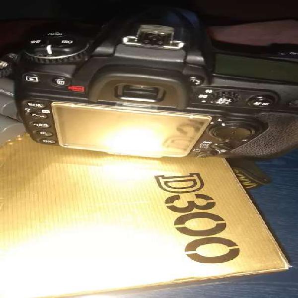 Vendo Nikon D300