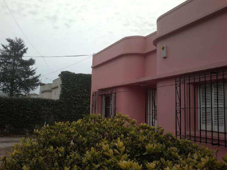 Casa en venta en Jauregui