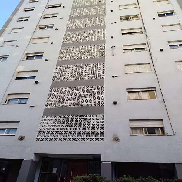 Departamento en venta 3 amb. excelente estado