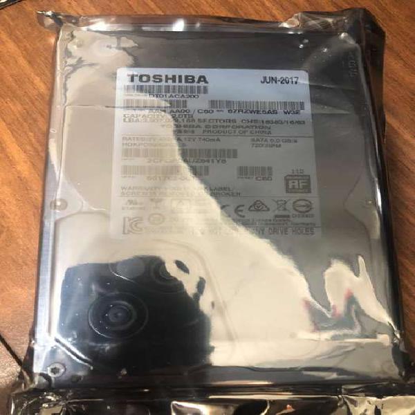 Disco Rígido 2TB TOSHIBA - Vigilancia - (PC)