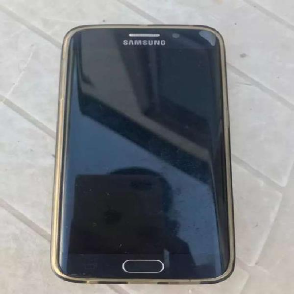 Samsung galaxy s6 edge plus 32gb con auriculares y cargador