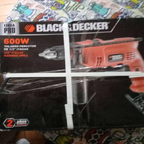 Taladro Black & Decker 600w 13mm